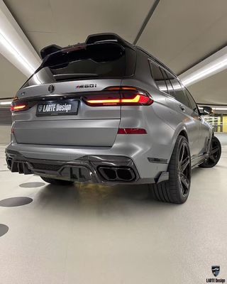 BMW X7 คาร์บอนไฟเบอร์ คอร์ดี้คิต X7 LD สไตล์ คาร์บอนไฟเบอร์ ดิฟฟิวเซอร์ฝีปากด้านหน้า