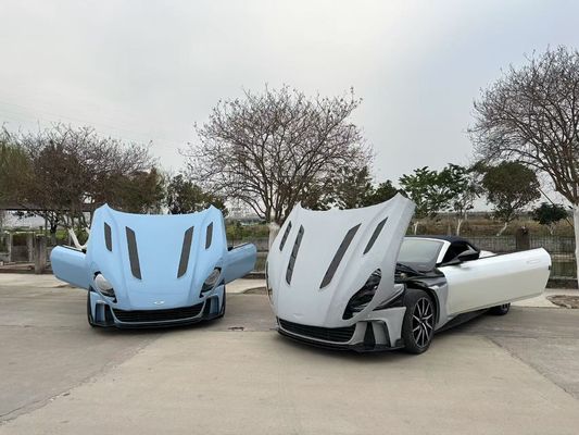 แอสตัน มาร์ติน DB11 คาร์บอน ไฟเบอร์ คอร์ดี้ คิต DB11 สไตล์แมนซอรี่หน้าและหลัง แบมเปอร์ข้างกระโปรง