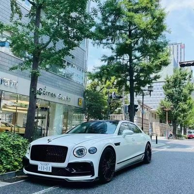 Bentley Flying Spur คอนโดไฟเบอร์คาร์บอน คิท Flying Spur อัพเกรด สไตล์ MANSORY ลิปหน้ากระจายกระจายกระจายกระจาย