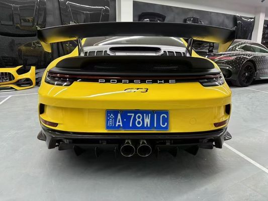 โปร์ชเช 992 รุ่นคาร์บอนไฟบอร์ค คิต 992 สไตล์ GT3 หน้าและหลัง แบมเปอร์ข้างกระโปรงสปอยเลอร์