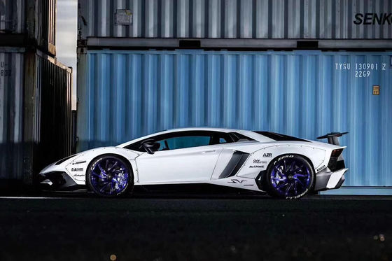 สําหรับ Lamborghini Aventador LP700 คาร์บอน ไฟเบอร์ คอร์ดี้คิต LP700 อัพเกรด LB-style Side Skirt Spoiler Wheel Arch