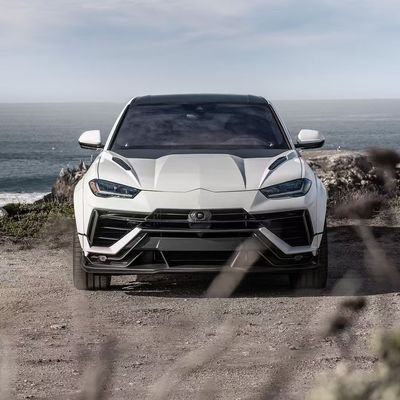 RT คาร์บอน คอร์ดี้ คิท สําหรับ URUS SUV แลมบอร์กินี หน้าลิป Diffuser Wheel Arch Widebody คิท