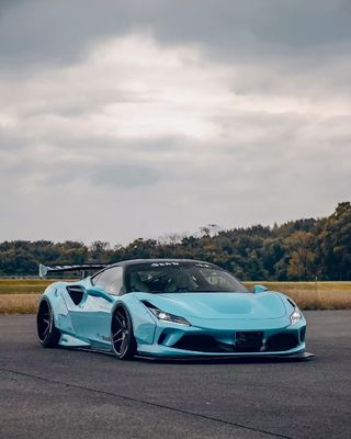 F8 แฟร์รารี่ ออโต้ คอร์ดี้คิต สไตล์ LB สปอยเลอร์ใยคาร์บอนสีฟ้า ลิป Wide Body Kit วงล้อ
