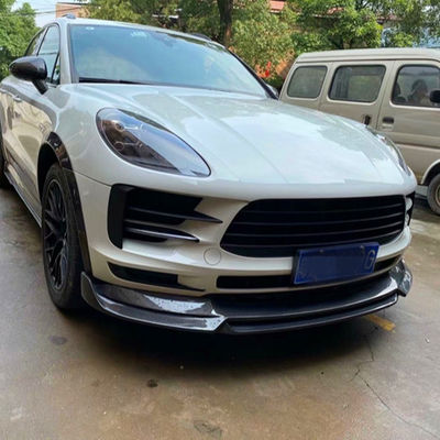 สินค้าคาร์บอนไฟเบอร์คุณภาพสูง Macan Body Kit ForMacan หน้าและด้านหลัง