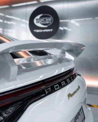 สปอยเลอร์ Porsche Palamela 971 สปอยเลอร์ Palamela 971 ได้รับการปรับปรุงด้วยสปอยเลอร์ใยคาร์บอนสไตล์ Techart