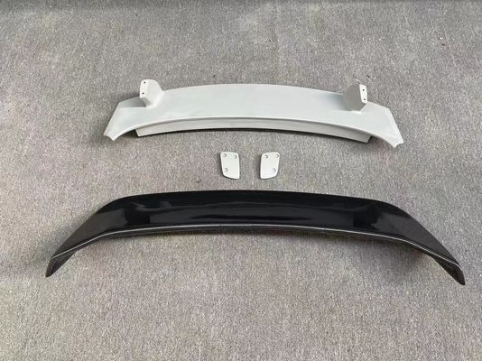 สปอยเลอร์ Porsche Palamela 971 สปอยเลอร์ Palamela 971 ได้รับการปรับปรุงด้วยสปอยเลอร์ใยคาร์บอนสไตล์ Techart