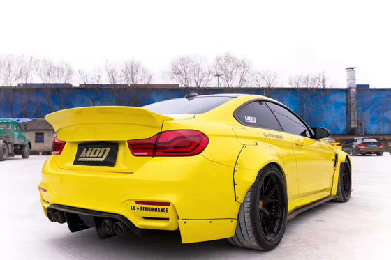 LB Wide-body Kit สําหรับ BMW M4 F82 Wide-body Kit M4 F82 อัพเกรด LB Style ลิปหน้า Diffuser Spoiler คาร์บอน ไฟเบอร์ คอร์ดี้ คิท