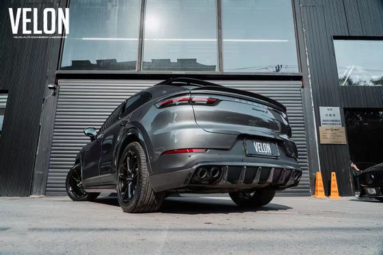 แทน 2019 Porsche Cayenne คอร์ดี้คิต ด้านกระโปรงกระโปรงกระโปรงกระเทียมก๊าบอน