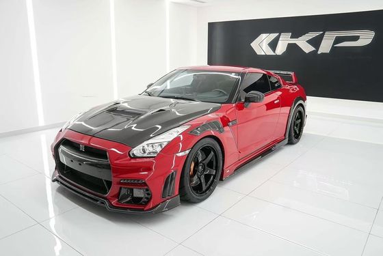 GTR R35 Nissan Body Kit สายคาร์บอน ไฟเบอร์ KP สไตล์ แบมเปอร์ สโพยเลอร์หน้า