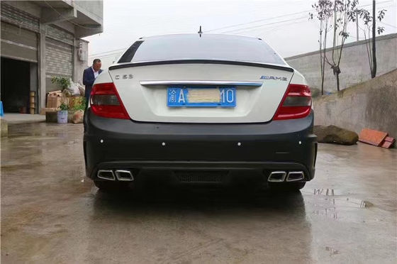 สําหรับ Mercedes W204 C63 Body Kit W204 อัพเกรดซีรีส์สีดํา สไตล์หน้าและหลัง